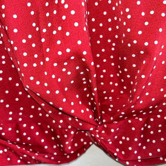 Hem & Thread Top - Picture 3 of 4